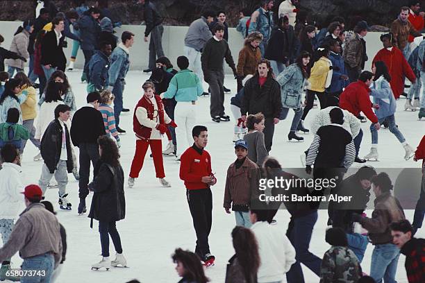 Ice skating on the Wollman Rink in Central Park, New York City, USA, February 1989.