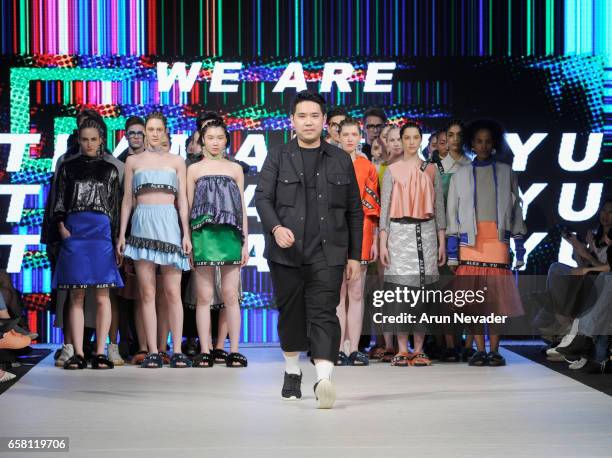 Andrew Yu Alex S Yu Fashion Designer Photos and Premium High Res Pictures - Getty ...