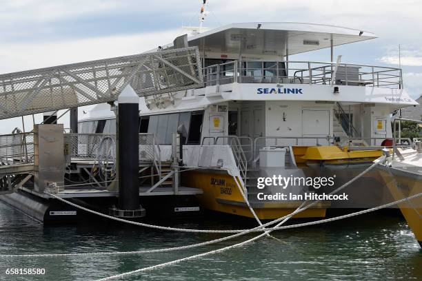 Cyclone Rope Magnetic Island Photos and Premium High Res Pictures - Getty Images
