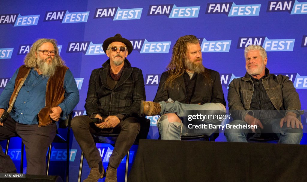 2017 Walker Stalker Con Chicago
