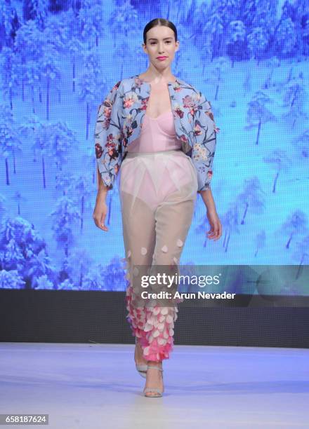 Model walks the runway wearing Armine Ohanyan at Vancouver Fashion Week Fall/Winter 2017 at Chinese Cultural Centre of Greater Vancouver on March 26,...