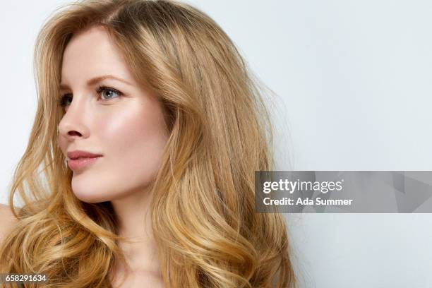35,127 Big Hairstyle Photos and Premium High Res Pictures - Getty Images 35,127 Big Hairstyle Photos and Premium High Res Pictures - Getty Images
