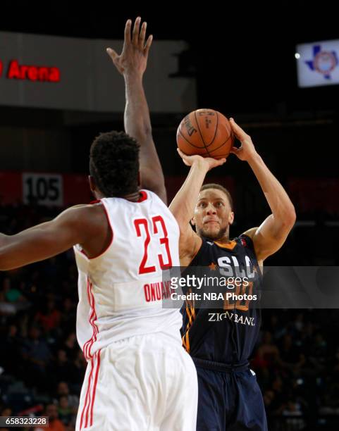 Brandon Triche of the Salt Lake City Stars shoot the ball against the Rio Grande Valley Vipers at the State Farm Arena March 25, 2017 in Hidalgo,...