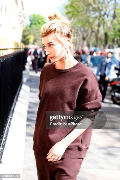 Hailey Baldwin seen doing some shopping in Paris, France, on March 27, 2017.