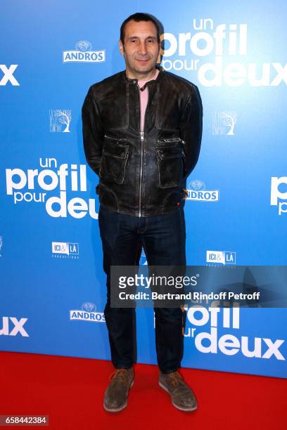 Zinedine Soualem attends the "Un profil pour deux" Paris Premiere at Cinema UGC Normandie on March 27, 2017 in Paris, France.