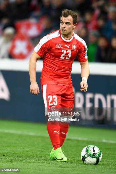 Genf; Fussball WM Quali - Schweiz - Lettland;"Xherdan Shaqiri beim Freistoss"