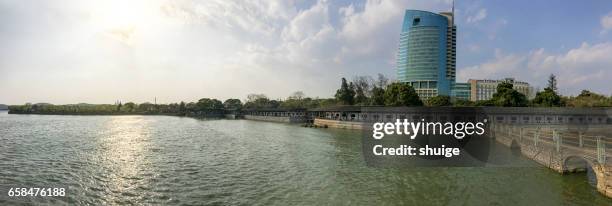 jiangnan gardens li garden - 逆光 stockfoto's en -beelden