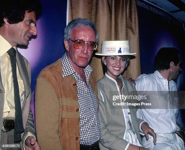 Jerzy Kosinski, Peter Sellers and wife Lynne Frederick circa 1980 in New York City.