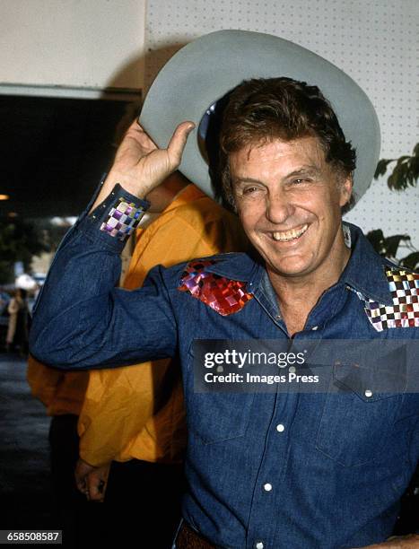 2,644 Robert Stack Photos & High Res Pictures - Getty Images