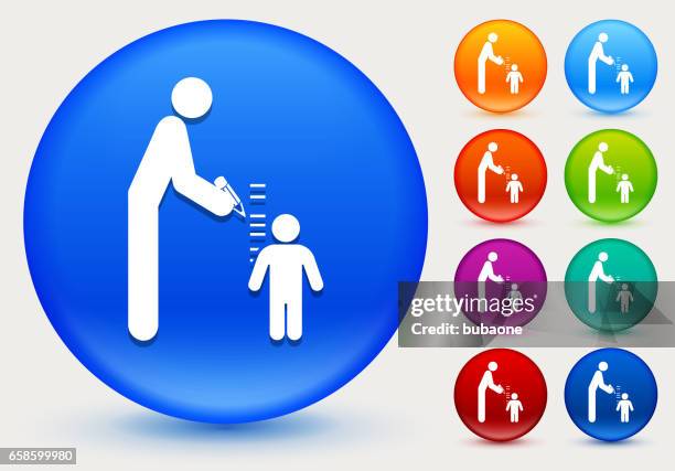 ilustraciones, imágenes clip art, dibujos animados e iconos de stock de los padres altura icono del niño medida botones círculo brillante de color - height chart