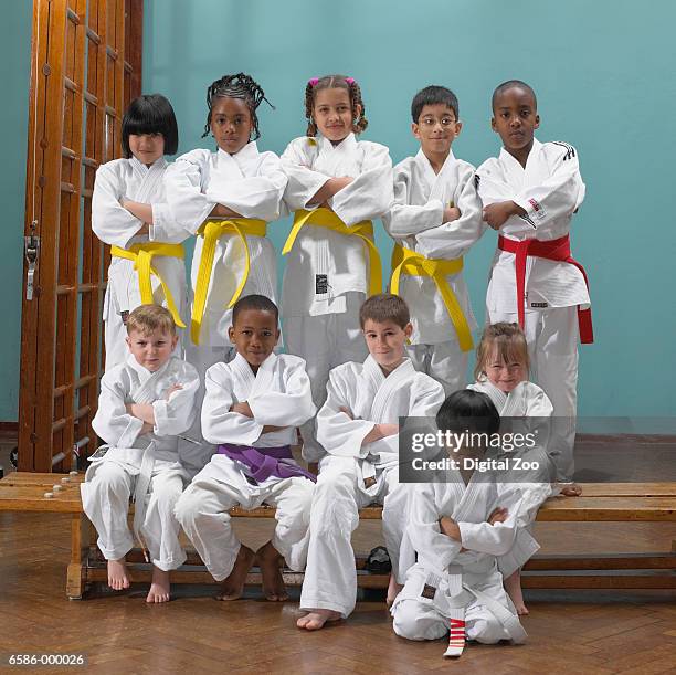 group of child judoists - judô - fotografias e filmes do acervo