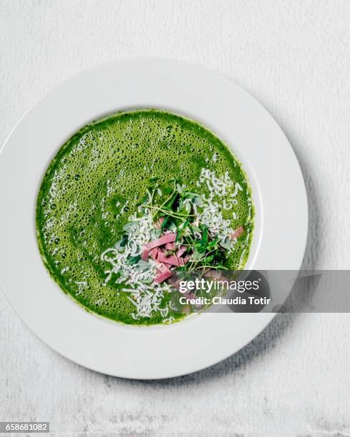 pea soup - pea soup stock pictures, royalty-free photos & images