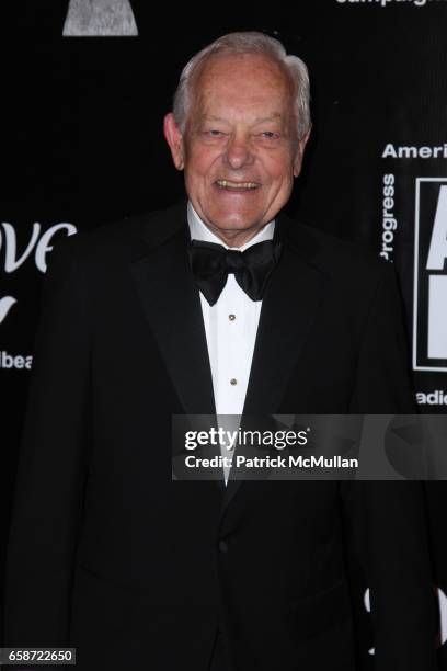 Bob Schieffer attends AMERICAN WOMEN IN RADIO AND TELEVISION 2009 GRACIE AWARDS at Marriott Marquis on June 3, 2009 in New York City.