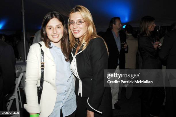 Jenny Lenz and Dolly Lenz attend "TASTE OF SUMMER" A Benefit for THE CENTRAL PARK CONSERVANCY at The Bandshell in Central Park on June 3, 2009 in New...