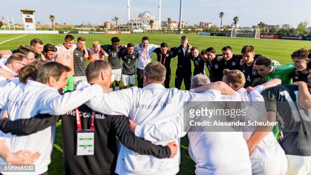 Team Germany celebrates the victory against Turkey during the UEFA U17 elite round match between Germany and Turkey on March 28, 2017 in Manavgat,...