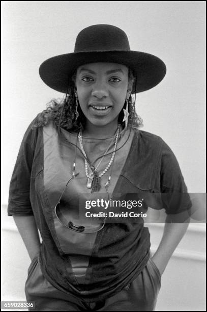 Portrait of US R&B singer Alyson Williams at Kensington Palace Hotel, London, United Kingdom on 21 April 1987.