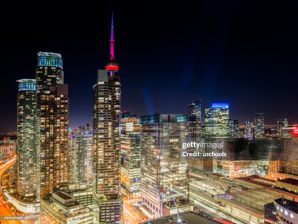 Toronto skyline in de nacht (Panorama)