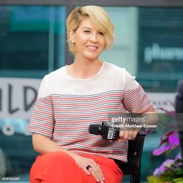 Actress Jenna Elfman attends Build Series Presents Jenna Elfman and Rachel Dratch discussing "Imaginary Mary" at Build Studio on March 28, 2017 in...