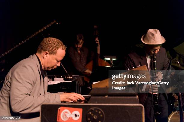 Christopher Rhyne Keyboards 35 Chris Lightcap Photos & High Res Pictures - Getty Images