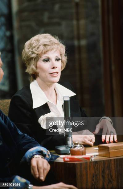 Joan Rivers Interview 4,168 The Joan Rivers Show Stock Photos, High-Res Pictures, and Images ...