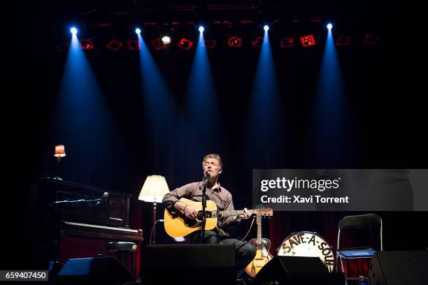 Glen Hansard performs in concert at Casino de l'Alianca during Festival Mil.leni on March 28, 2017 in Barcelona, Spain.