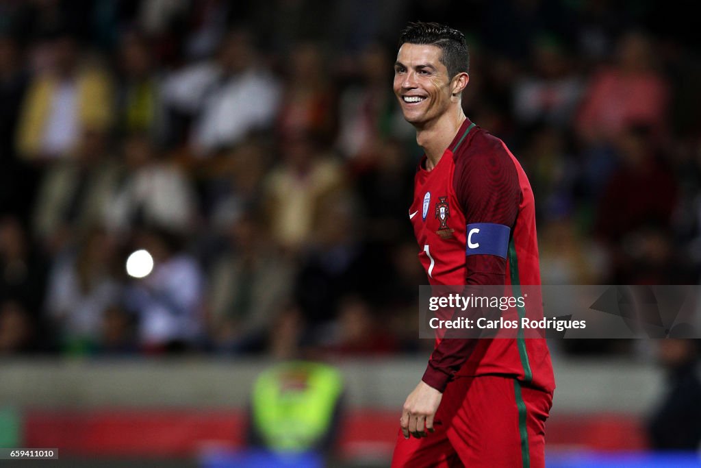 Portugal v Sweden - International Friendly