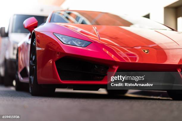 lamborghini huracan - lamborghini stock pictures, royalty-free photos & images