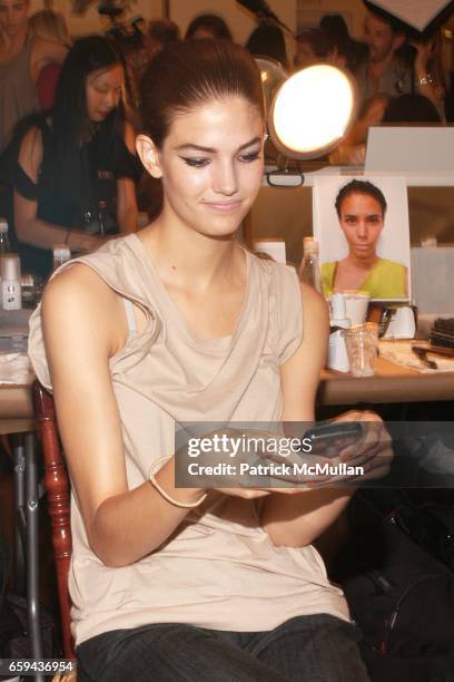 Kendra Spears attends OSCAR DE LA RENTA CLOTHING LINE Spring/Summer 2010 Collection at 583 Park Avenue on September 16, 2009 in New York City.