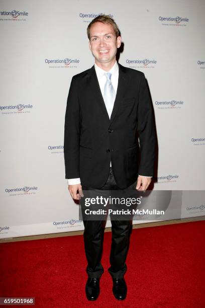 Michael Dean Shelton attends Operation Smile's 8th Annual Smile Gala at The Beverly Hilton Hotel on October 2, 2009 in Beverly Hills, CA.