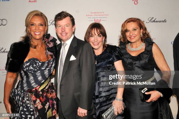 Stephen Rella Denise Rich Michelle Rella Photos and Premium High Res Pictures - Getty ...
