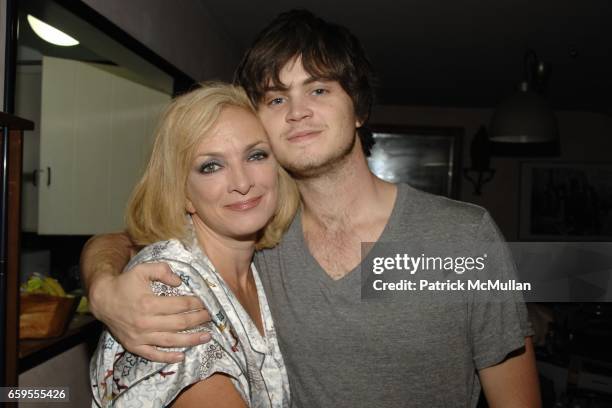 Perri Lister and Willem Broad attend ANGELA JANKLOW and JEFF STEIN Dinner at Private Residence on October 8, 2009 in Los Angeles, California.