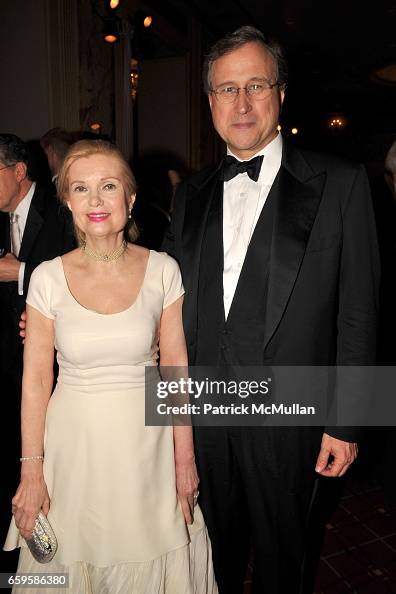 Ed Roche Cox Patricia Nixon Cox and Ed Cox attend the 2009 Alzheimer's Association ...