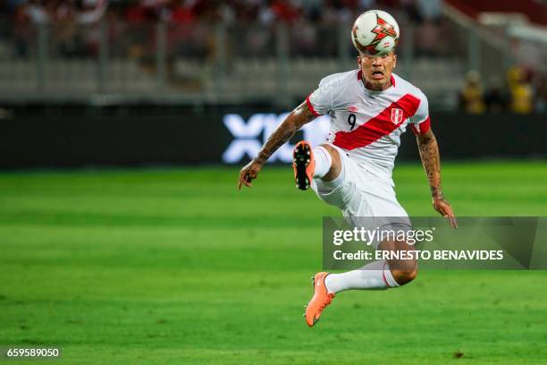 Peru's forward Paolo Guerrero during the 2018 FIFA World Cup qualifier football match Peru vs Uruguay, in Lima on March 28, 2017. / AFP PHOTO /...