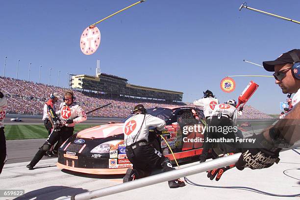 Getty Image Ricky Rudd 580 Ricky Rudd 2001 Photos & High Res Pictures - Getty Images