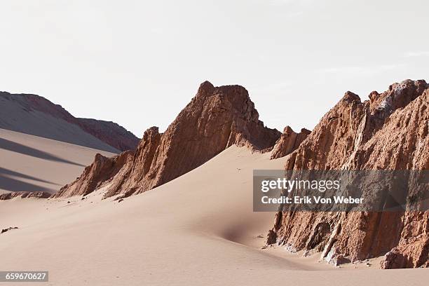 landscapes of the atacama desert - rock formation stock pictures, royalty-free photos & images