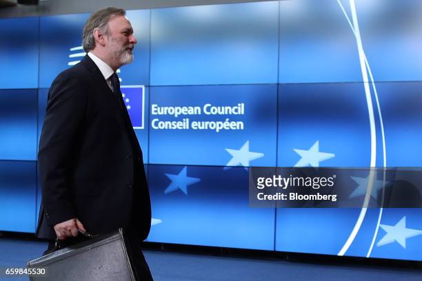 Tim Barrow, U.K. Permanent representative to the European Union , arrives at the European Council in Brussels, Belgium, on Wednesday, March 29, 2017....