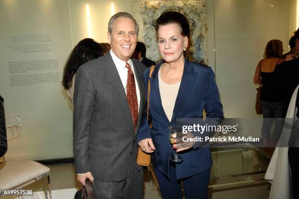Anne Rapp Writer Roger Bradfield Fotografías e imágenes de stock - Getty Images