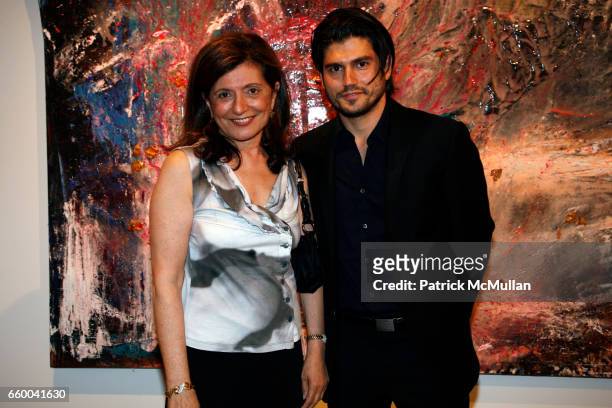 Laila Levitas and Andrew Levitas attend ANDREW LEVITAS works on canvas and steel curated by NEIL GRAYSON at Dactyl Gallery on May 9, 2009 in New York...