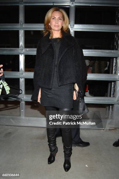 Inga Rubenstein attends LOUIS VUITTON Tribute to STEPHEN SPROUSE - Exhibition Preview at Deitch Projects on January 8, 2009 in New York City.