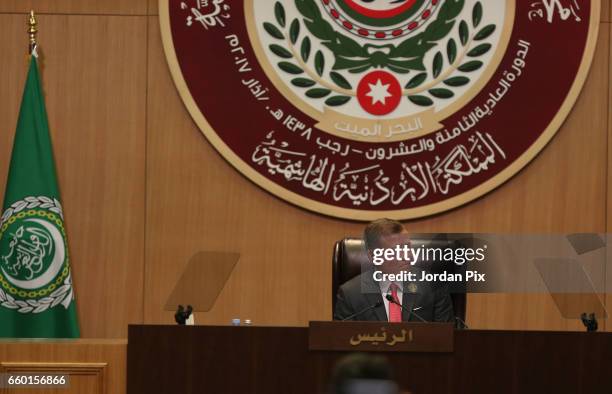 Jordan's King Abdullah II takes on the presidency of the 28th Arab League summit in the Jordanian Dead Sea resort of Sweymah, Jordan, March 29, 2017....