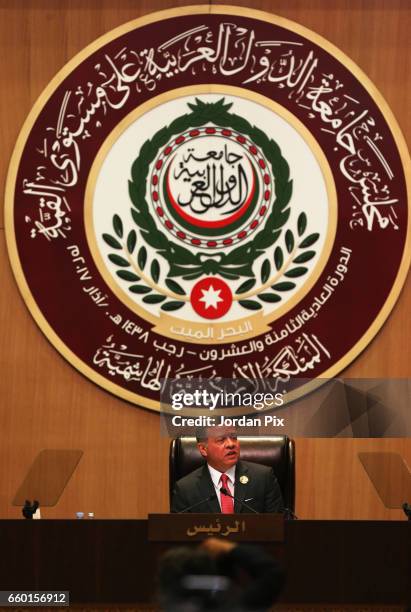 Jordan's King Abdullah II takes on the presidency of the 28th Arab League summit in the Jordanian Dead Sea resort of Sweymah, Jordan, March 29, 2017....