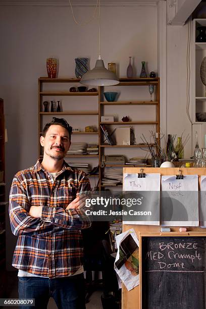 glass blowers in studio - new zealand small business stock pictures, royalty-free photos & images