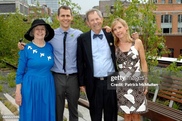 Pat Hammond, Robert Hammond, Hall Hammond and Mills Walter attend Opening Ceremony for Section One of the HIGHLINE at Highline on June 8, 2009 in New...