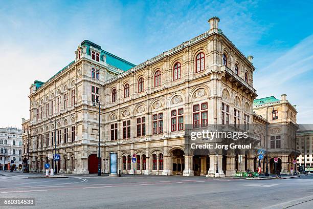 staatsoper - vienna state opera stock pictures, royalty-free photos & images