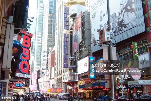 times square - carolyn ross stockfoto's en -beelden