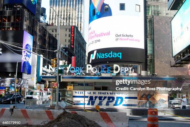 times square entrace - carolyn ross stock pictures, royalty-free photos & images