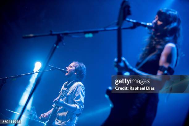 Brian Aubert and Nikki Monninger from Silversun Pickups perform at Circo Voador on March 29, 2017 in Rio de Janeiro, Brazil.