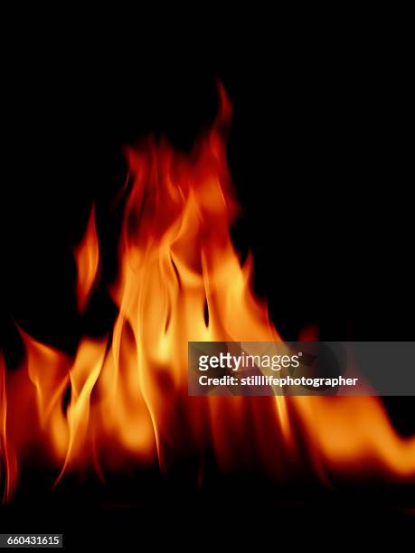 flame - fire pit stockfoto's en -beelden
