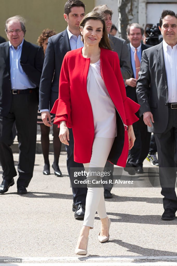 Queen Letizia Receives 'Fundacion princesa De Girona 2017' Award Winner in Soria