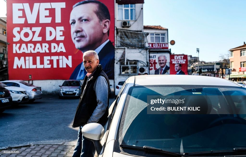 TURKEY-DAILY LIFE-FEATURE-POLITICS-VOTE-REFERENDUM